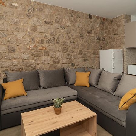 Lithos Suites Finikounta Buitenkant foto