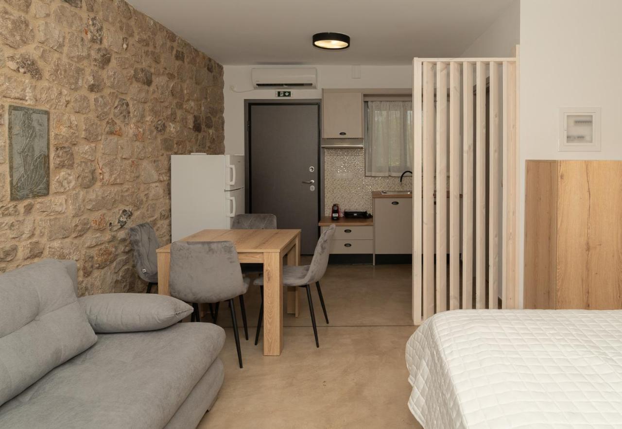 Lithos Suites Finikounta Buitenkant foto
