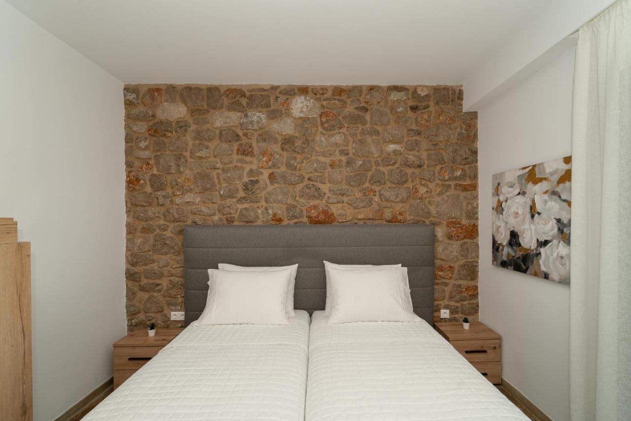 Lithos Suites Finikounta Buitenkant foto