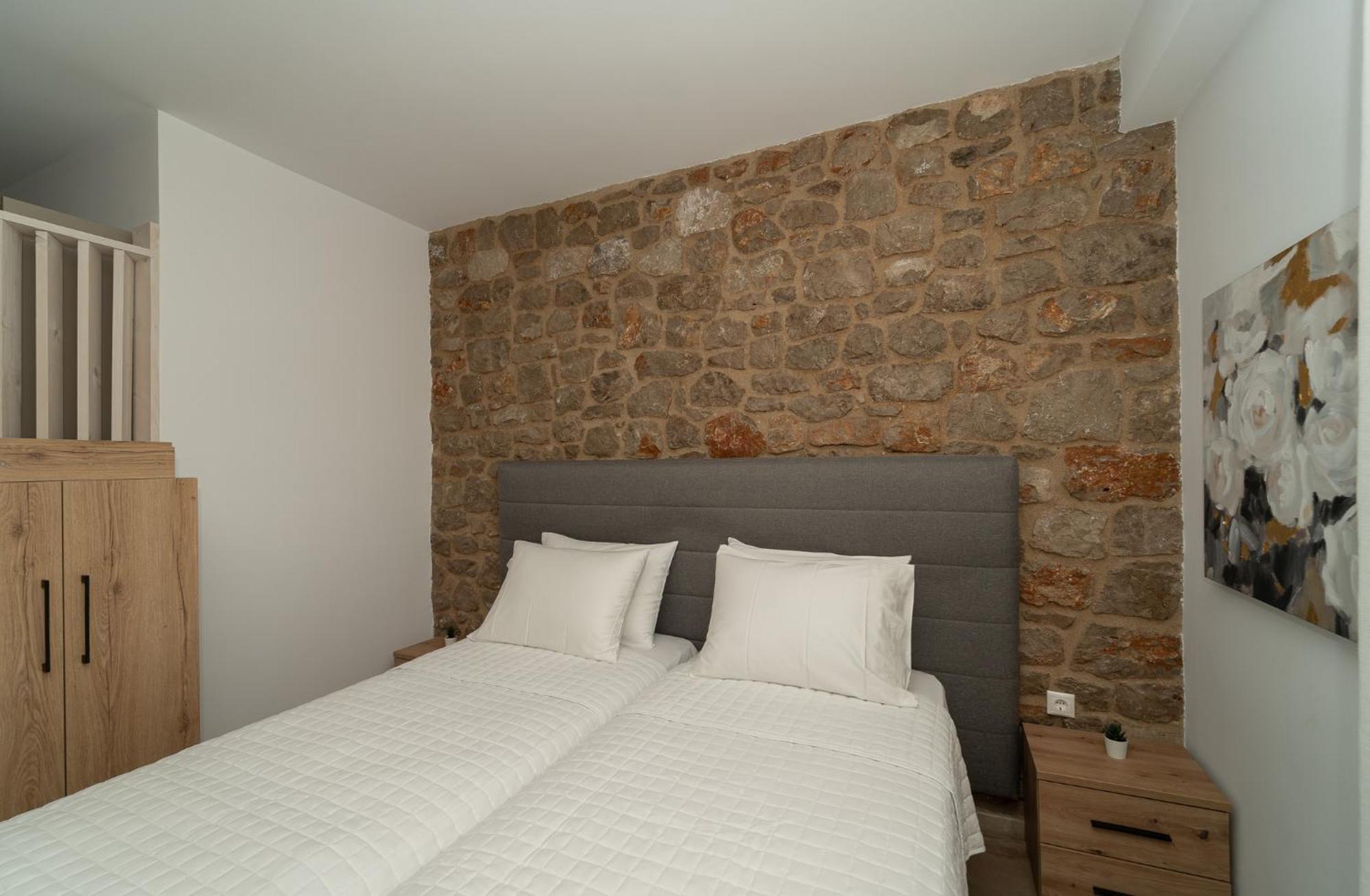 Lithos Suites Finikounta Buitenkant foto