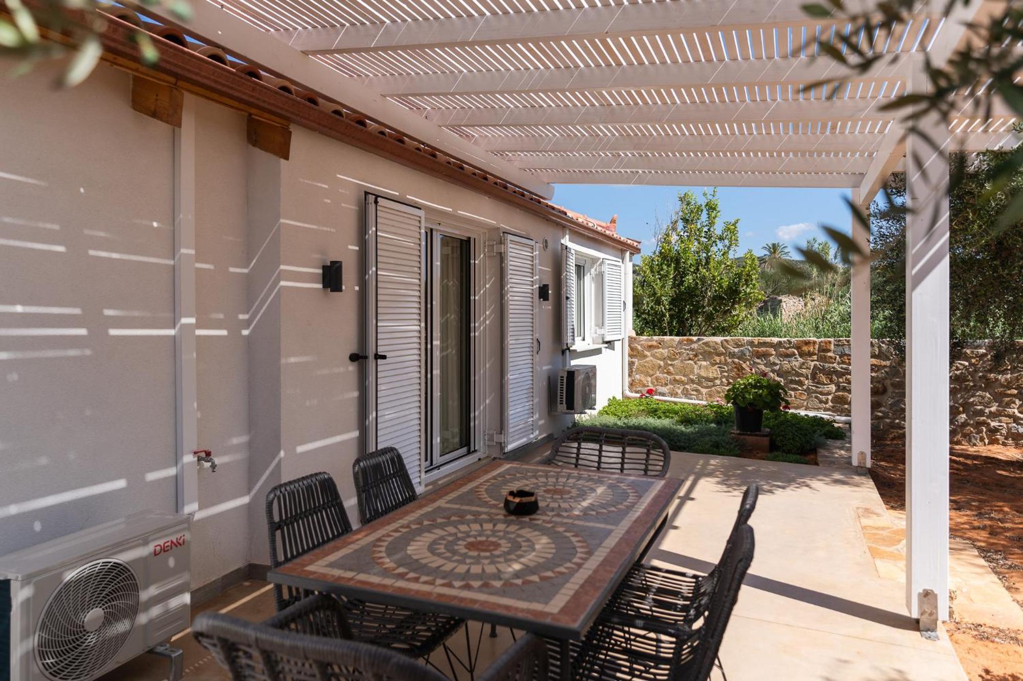 Lithos Suites Finikounta Buitenkant foto