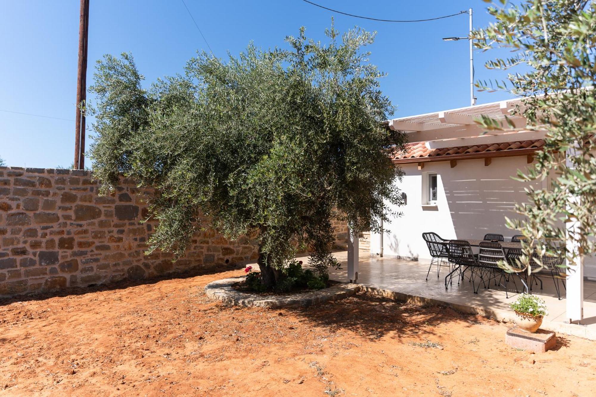 Lithos Suites Finikounta Buitenkant foto